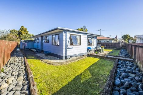 Photo of property in 2/34 Cargill Street, Papakura, 2110