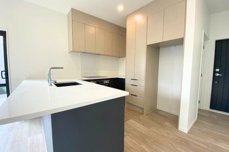 Photo of property in 10e Edgar Pearce Place, Howick, Auckland, 2014