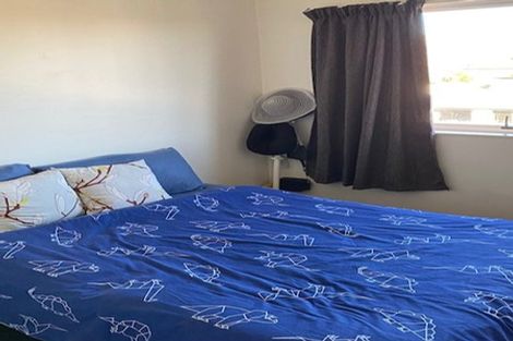 Photo of property in 28/30 Mathesons Road, Phillipstown, Christchurch, 8011