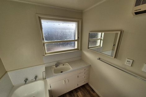 Photo of property in 3 Brookvale Road, Havelock North, 4130