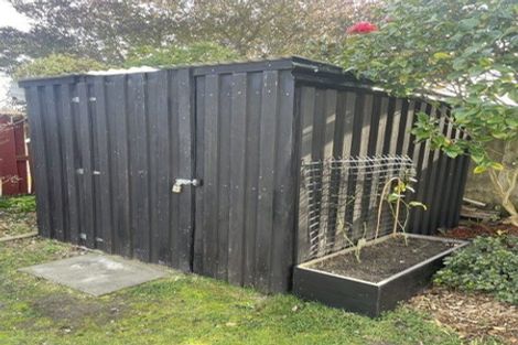 Photo of property in 52 Royal Park Drive, Parklands, Christchurch, 8083