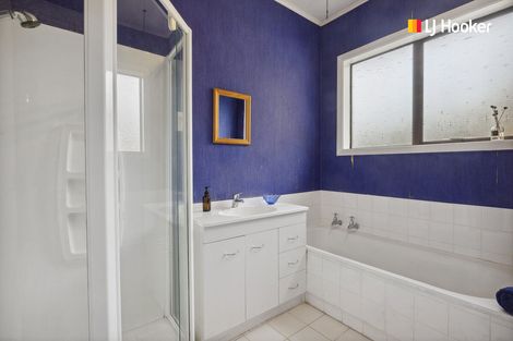 Photo of property in 9 Featherston Street, Macandrew Bay, Dunedin, 9014