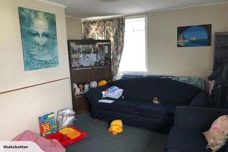 Photo of property in 9 Temuera Street, Otaki, 5512