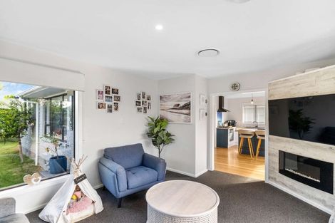 Photo of property in 142 Pacific Road, North New Brighton, Christchurch, 8083