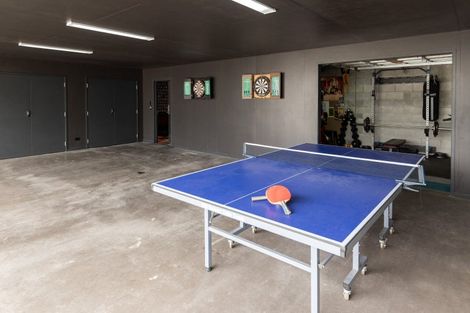 Photo of property in 60 Parkhill Road, Mellons Bay, Auckland, 2014