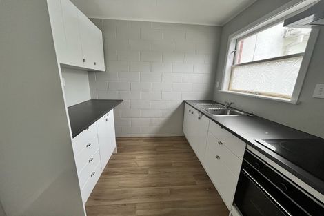 Photo of property in Oberon Flats, 48a Merton Street, Trentham, Upper Hutt, 5018