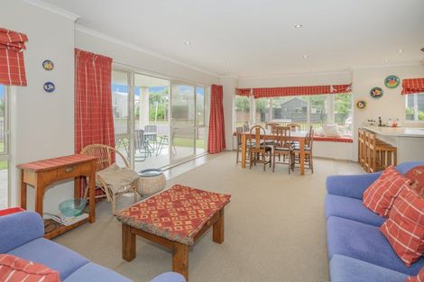 Photo of property in 8 Eyre Street, Whitianga, 3510