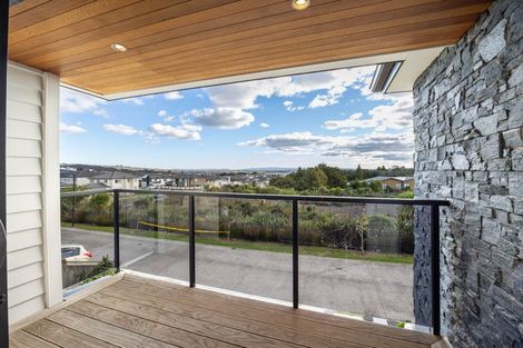 Photo of property in 7 Fricker Way, Flat Bush, Auckland, 2019