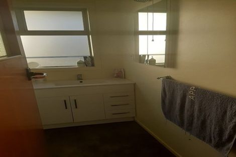 Photo of property in 23 Clutha Street, Alexandra, 9320