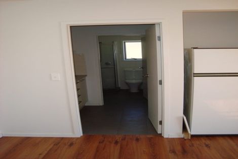 Photo of property in 81 Archers Road, Hillcrest, Auckland, 0629