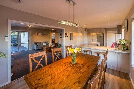 Photo of property in 211 Condell Avenue, Papanui, Christchurch, 8053