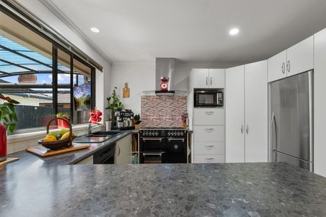 Photo of property in 12 Atlantic Close, Papamoa Beach, Papamoa, 3118