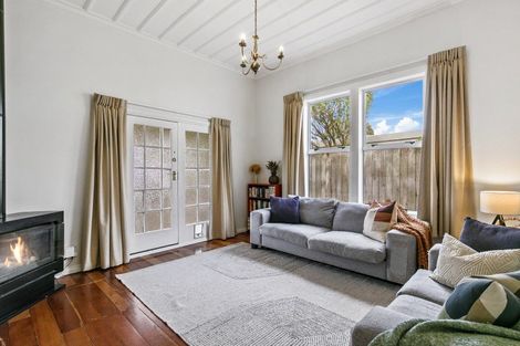 Photo of property in 26 Tarawera Road, Johnsonville, Wellington, 6037