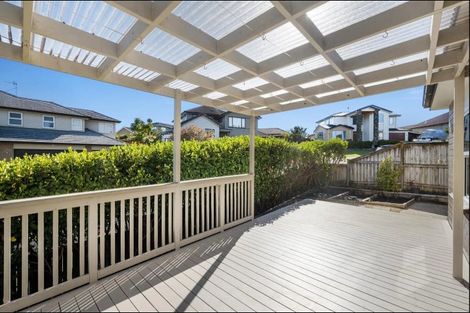 Photo of property in 231 Jeffs Road, Flat Bush, Auckland, 2016