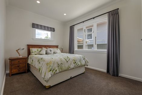 Photo of property in 8 Hughes Avenue, Hokowhitu, Palmerston North, 4410
