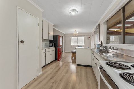 Photo of property in 55 Phillips Street, Sanson, 4817