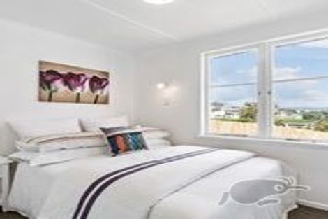 Photo of property in 53a Sylvan Crescent, Te Atatu South, Auckland, 0610