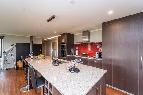 Photo of property in 7 Routhan Way, Carterton, 5713