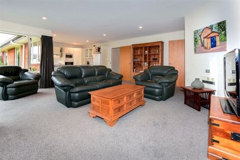 Photo of property in 30 Rempstone Drive, Halswell, Christchurch, 8025