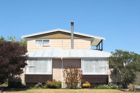 Photo of property in 10 Te Rama Place, Wainoni, Christchurch, 8061