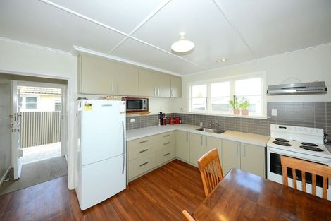 Photo of property in 4 Dunedin Street, Redwood, Christchurch, 8051