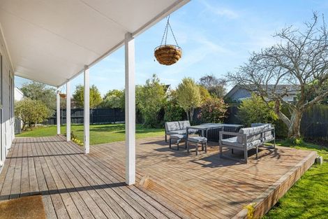 Photo of property in 1/17d Te Maru Place, Redwood, Christchurch, 8051