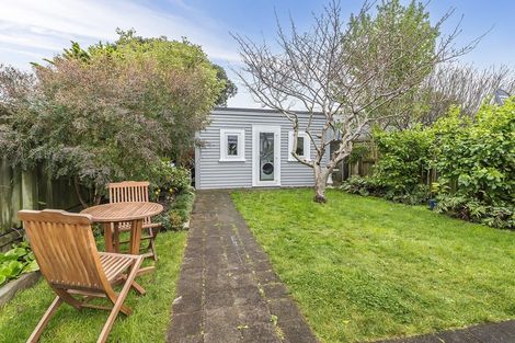 Photo of property in 26 Te Whiti Street, Kilbirnie, Wellington, 6022