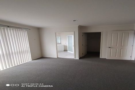 Photo of property in 24 Woodcroft Way, Pukekohe, 2120