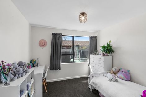 Photo of property in 72 Trafford Street, Harewood, Christchurch, 8051