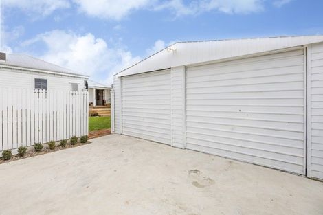 Photo of property in 1 Russell Street, Otane, 4202
