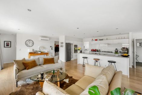 Photo of property in 4 Sunnyside Lane, Wanaka, 9305