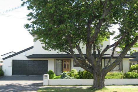 Photo of property in 41 Woodbury Street, Avonhead, Christchurch, 8042
