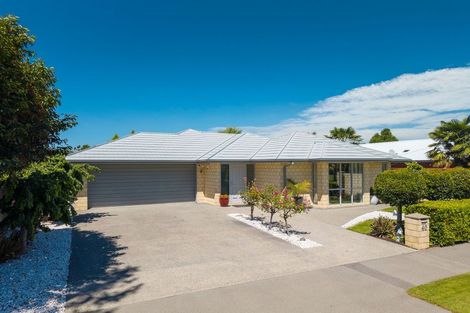 Photo of property in 40 Country Palms Drive, Halswell, Christchurch, 8025