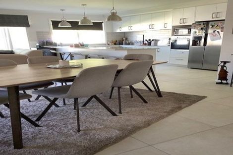 Photo of property in 2 Forge Street, Huntington, Hamilton, 3210