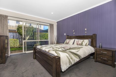 Photo of property in 28 Belfry Place, Wattle Downs, Auckland, 2103