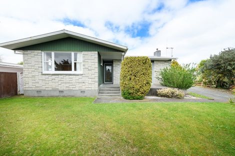 Photo of property in 2 Ajax Place, Highbury, Palmerston North, 4412