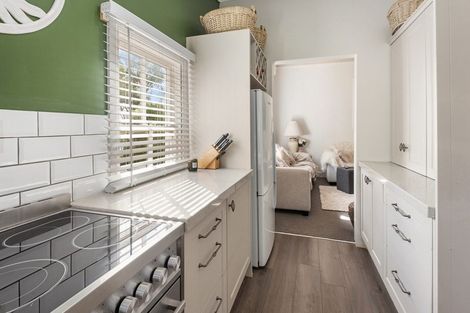 Photo of property in 45 View Road, Hikurangi, 0114