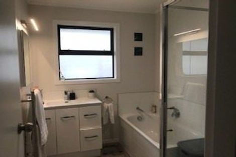 Photo of property in 25 Whitaker Street, Otumoetai, Tauranga, 3110