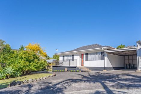 Photo of property in 329 Triangle Road, Massey, Auckland, 0614