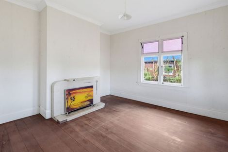 Photo of property in 10 Williams Street, Otane, 4202