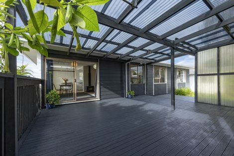 Photo of property in 8 Aquarius Lane, Langs Beach, 0582