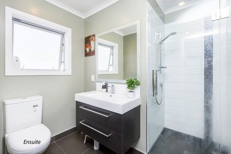 Photo of property in 69 Merton Street, Trentham, Upper Hutt, 5018