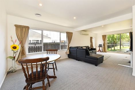 Photo of property in 24 Roberts Road, Hei Hei, Christchurch, 8042