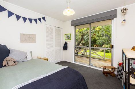 Photo of property in 23a Heretaunga Square, Silverstream, Upper Hutt, 5019