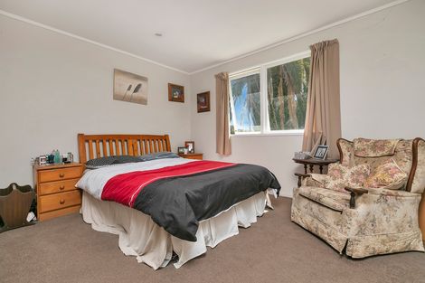 Photo of property in 36 Arlette Place, Massey, Auckland, 0614