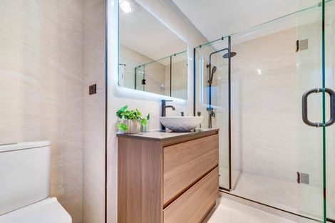 Photo of property in 69a Walworth Avenue, Pakuranga Heights, Auckland, 2010