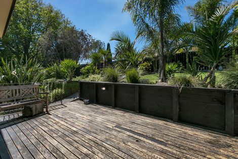 Photo of property in 36 Arlette Place, Massey, Auckland, 0614