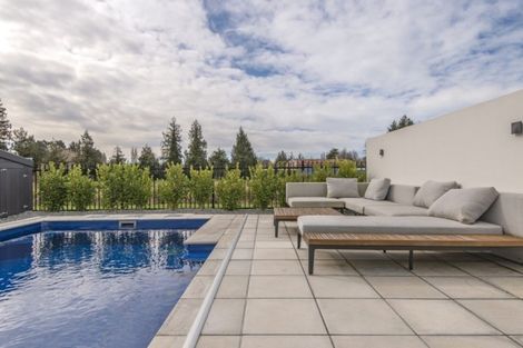 Photo of property in 17 Farrelly Place, Casebrook, Christchurch, 8051