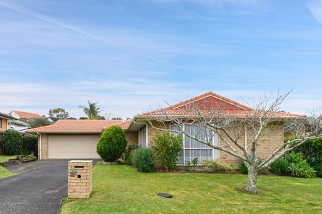 Photo of property in 112 Buscomb Avenue, Henderson, Auckland, 0610