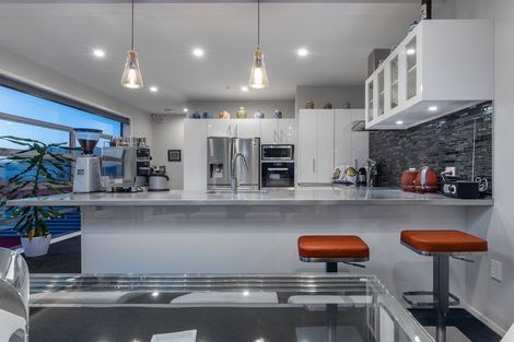 Photo of property in 10 Queen Street West, Levin, 5510